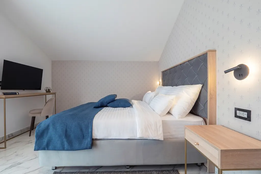 HOTEL IDILA BY AYCON