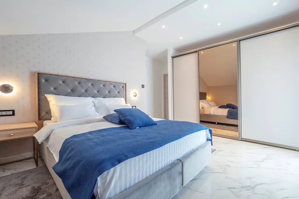 HOTEL IDILA BY AYCON