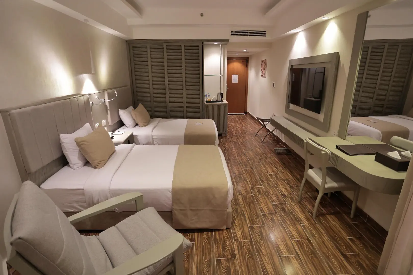 XANADU CLUB MAKADI BAY