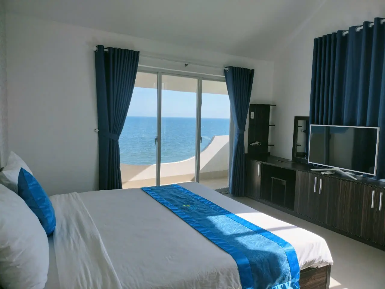 MUINE PACIFIC RESORT
