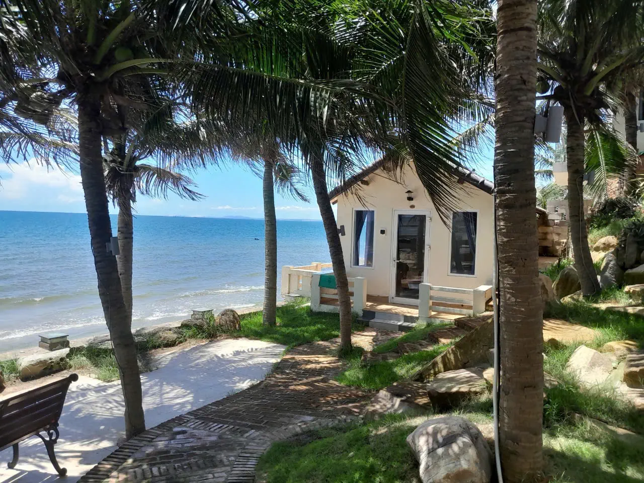 MUINE PACIFIC RESORT