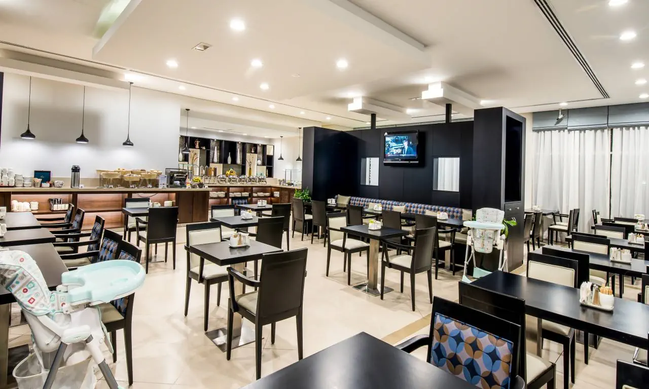 Holiday Inn Express Dubai - Jumeirah - zdjęcie 11