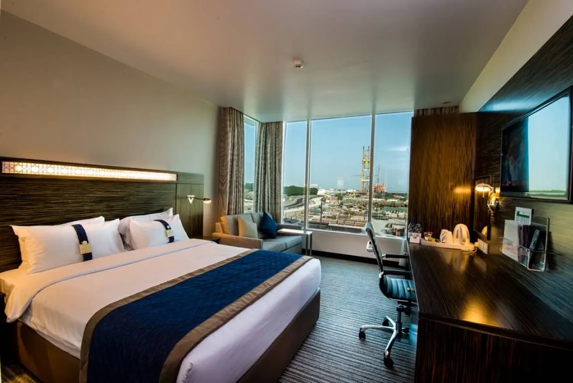 Holiday Inn Express Dubai - Jumeirah - zdjęcie 9